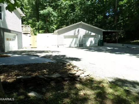 904 Gamble Dr, Heiskell, TN 37754 photo 12
