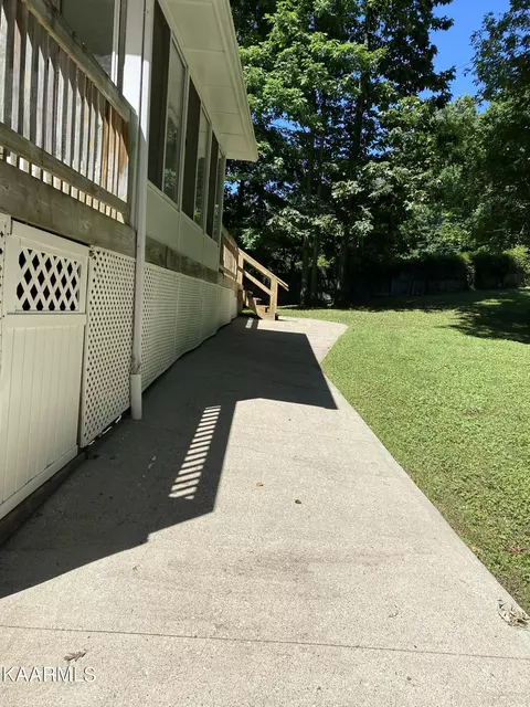 904 Gamble Dr, Heiskell, TN 37754 photo 18