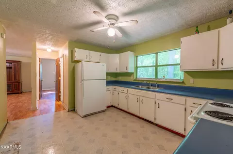 106 Guy Hamby Rd, Lancing, TN 37770 photo 12