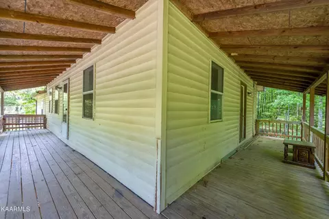 106 Guy Hamby Rd, Lancing, TN 37770 photo 4