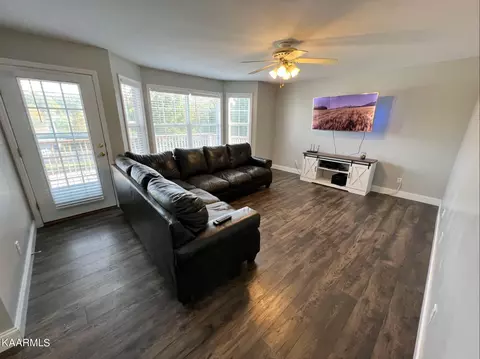 7525 Stonehenge Dr, Talbott, TN 37877 photo 8