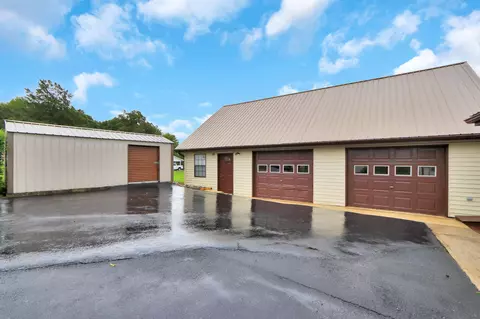 212 Buffalo Road Rd, Oneida, TN 37841 photo 3