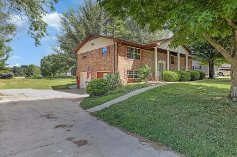 920 Crestview Dr, Talbott, TN 37877 photo 2