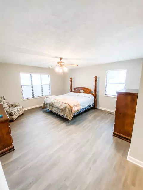 7828 Widdecomb Rd, Powell, TN 37849 photo 9