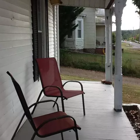 108 Maple St, Limestone, TN 37681 photo 3