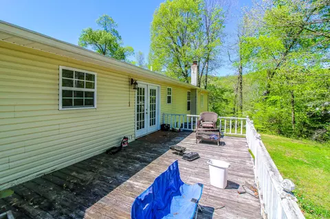 115 Blacksferry Loop, Clinton, TN 37716 photo 6