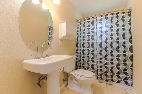 115 Blacksferry Loop, Clinton, TN 37716 photo 9