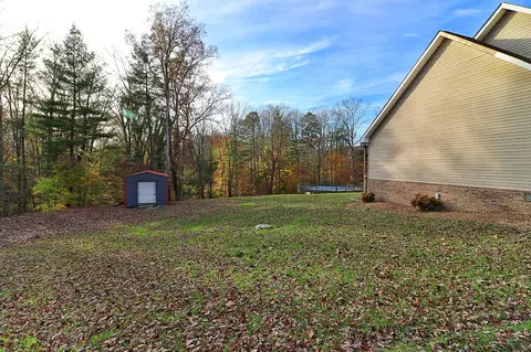 385 Eli Ln, Oneida, TN 37841 photo 30