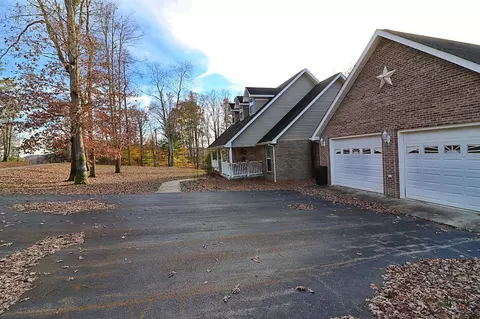 385 Eli Ln, Oneida, TN 37841 photo 32