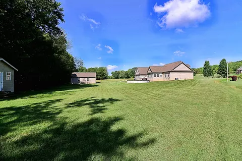 1630 Isham Rd, Winfield, TN 37892 photo 4