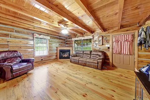 1010 Gamble Dr, Heiskell, TN 37754 photo 5