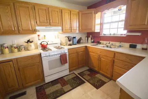 2031 Fed Phillips Rd, Oneida, TN 37841 photo 9