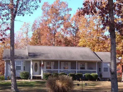 2031 Fed Phillips Rd, Oneida, TN 37841 photo 2