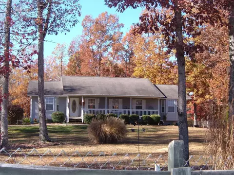 2031 Fed Phillips Rd, Oneida, TN 37841 photo 3