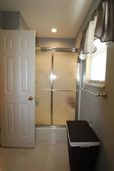217 Nicely Tr, Powell, TN 37849 photo 17
