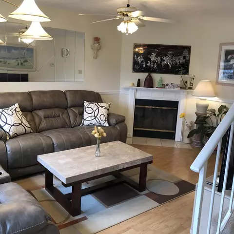 2337 Scanlon Ct, Powell, TN 37849 photo 4