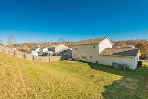 209 Nicely Tr, Powell, TN 37849 photo 6