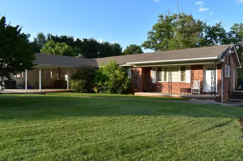 378 Dogwood Ln, Talbott, TN 37877 photo 2