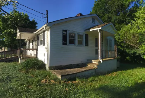 116 Blacksferry Loop, Clinton, TN 37716 photo 2