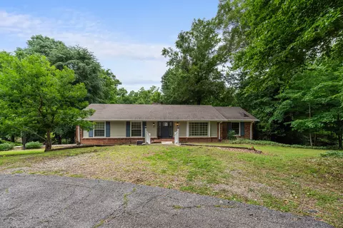 544 Indian Lake Rd, Hendersonville, TN 37075