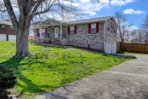 7724 Nicholas Dr, Corryton, TN 37721 photo 2