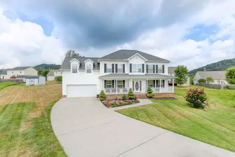 6646 Ruby June Ln, Corryton, TN 37721 photo 2