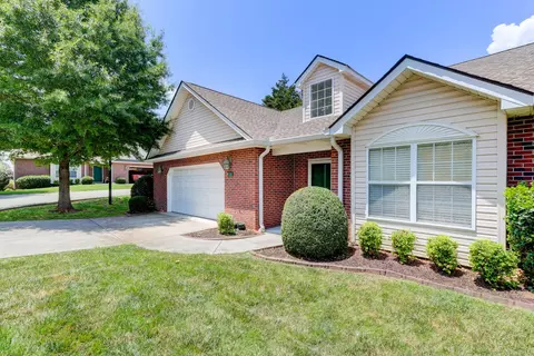 7719 Galaxy Way, Powell, TN 37849 photo 1