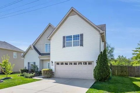 2095 Longhunter Chase Dr, Spring Hill, TN 37174