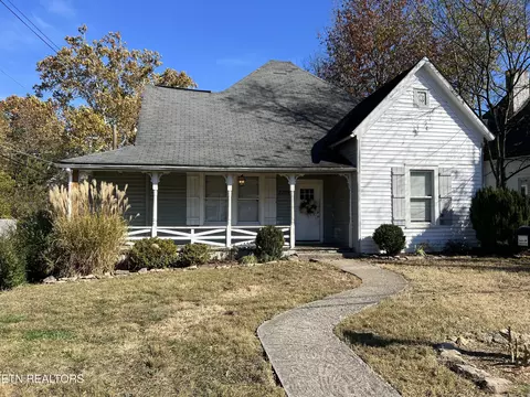 3208 Pershing St, Knoxville, TN 37917