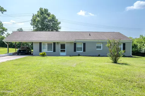 3812 Nathaniel Rd, Knoxville, TN 37918