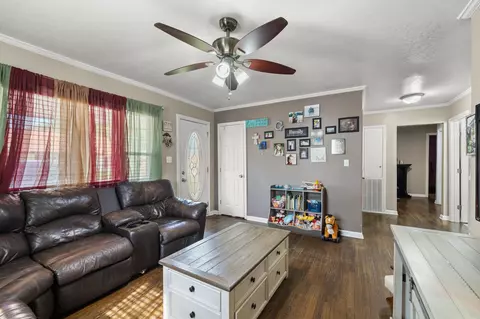 109 E Market St, Decherd, TN 37324 photo 6