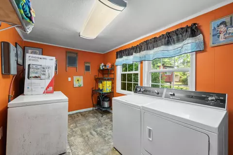109 E Market St, Decherd, TN 37324 photo 21