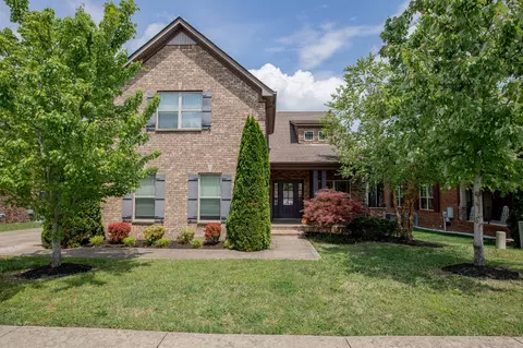 371 Goodman Dr, Gallatin, TN 37066