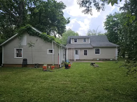911 Leaf Ave, Murfreesboro, TN 37130 photo 3