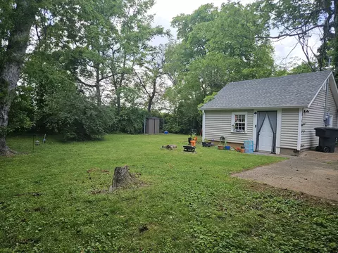 911 Leaf Ave, Murfreesboro, TN 37130 photo 4