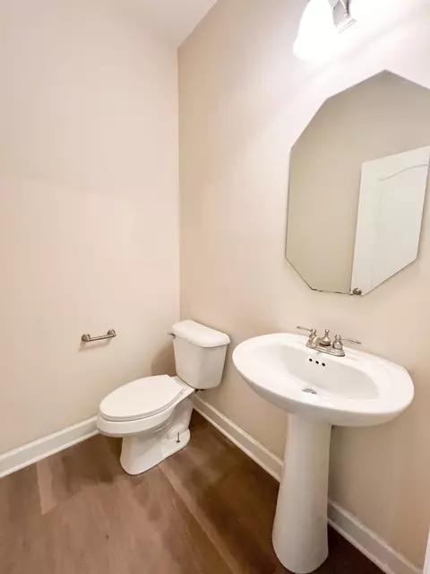 Bath - 912 Cabernet Trl, Antioch, TN 37013 photo 1 of 4