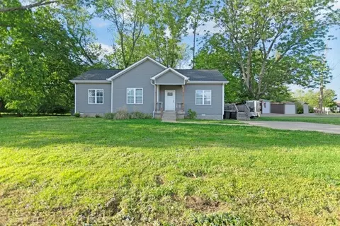 636 Wilson St, Greenbrier, TN 37073