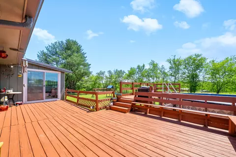 Exterior - 558 Bumpus Rd, Cunningham, TN 37052 photo 10 of 15