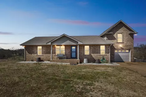 307 Legends Ln, Lebanon, TN 37090