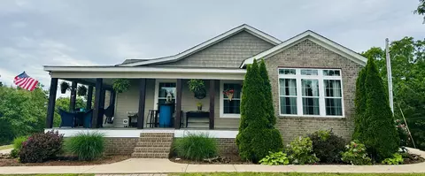 419 Swan Loop, Buchanan, TN 38222