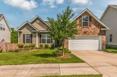 7875 Rainey Dr, Antioch, TN 37013