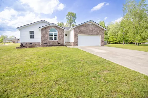 926 Koble Dr, Lebanon, TN 37087