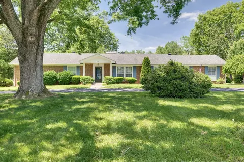 118 Richview Rd, Clarksville, TN 37043
