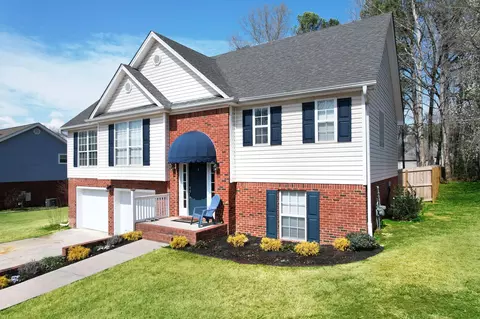8581 Flowerdale Dr, Chattanooga, TN 37421