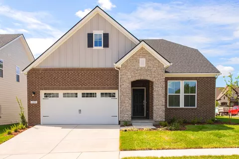 1015 Lionheart Dr, Hermitage, TN 37076
