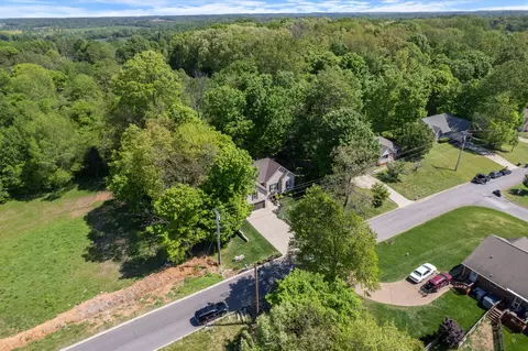 979 Hunters Ln, Springfield, TN 37172 photo 32