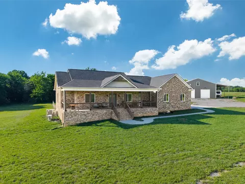 398 Shelbyville Hwy, Fayetteville, TN 37334