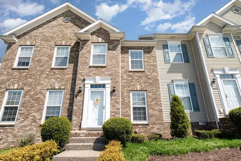1045 Mckenna Dr, Thompsons Station, TN 37179
