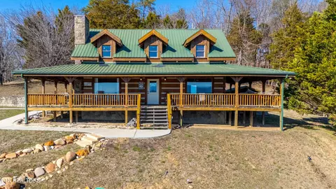 4096 Stone Way Pl, White Pine, TN 37890