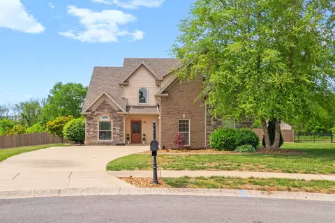 1237 Judge Cir, Clarksville, TN 37043